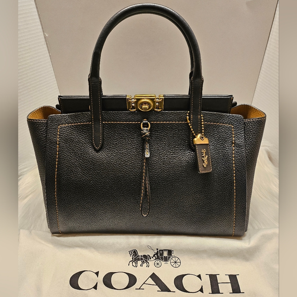 1941 Coach Troupe Carryall 35 In Black With Dust Bag